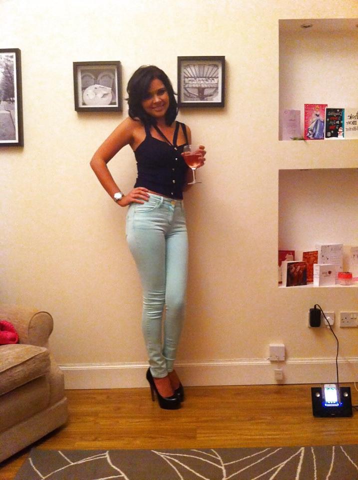 25P Hot babes 28