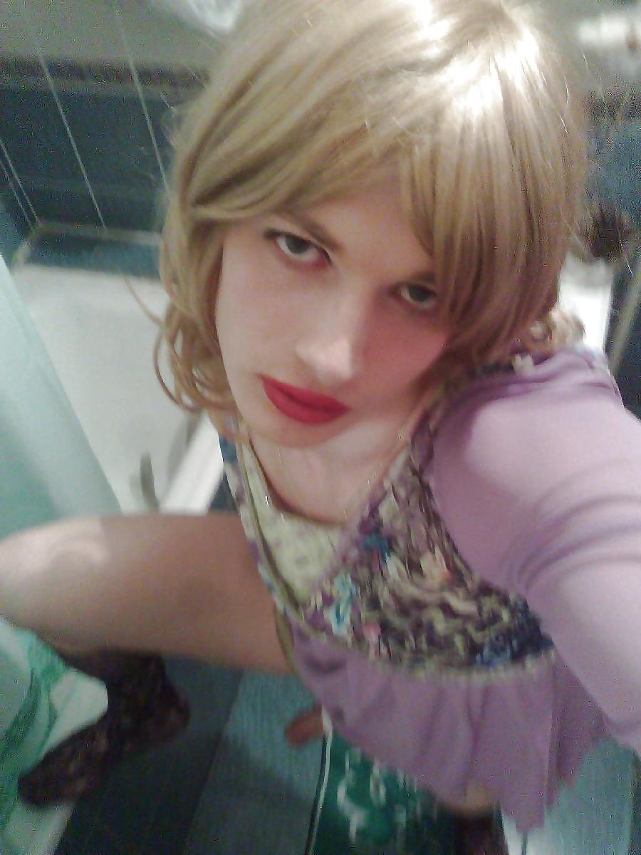 25P Beautiful Crossdresser Faces By TROC
