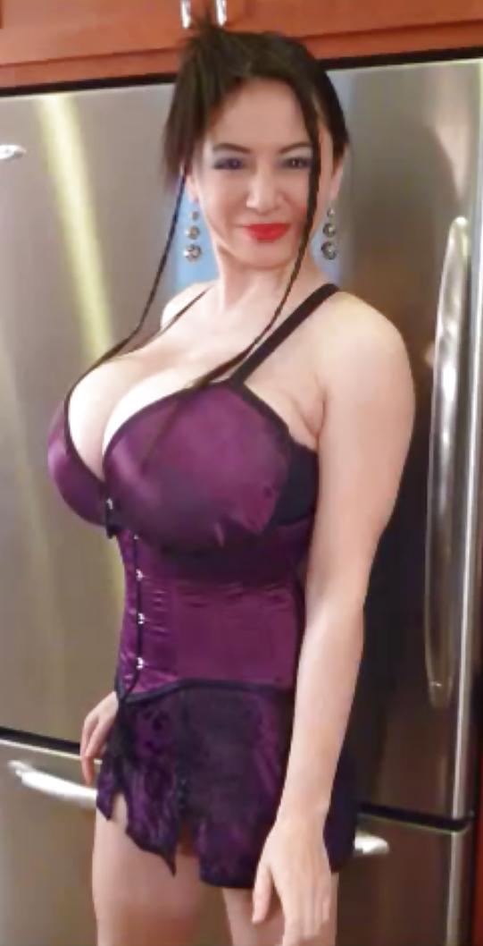 16P Big boobs in tight tops