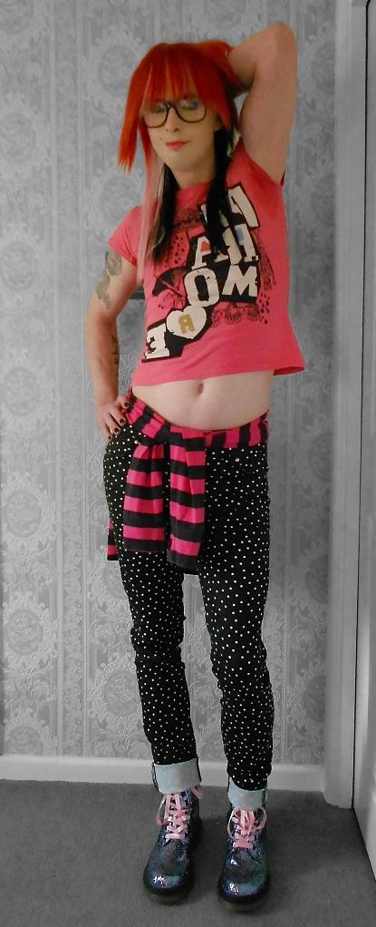 25P Tranny Pretty Kitty Emo Style ( non Nude )