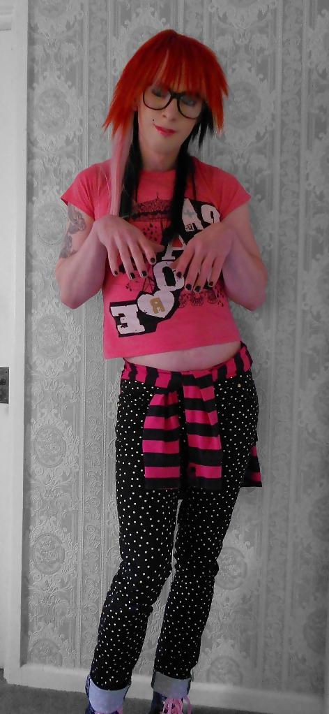 25P Tranny Pretty Kitty Emo Style ( non Nude )