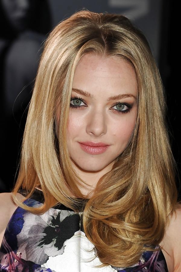 25P Amanda Seyfried Collection (With Nudes + Fakes)