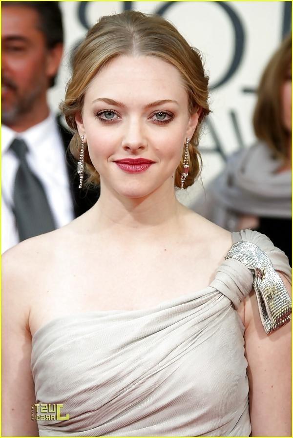 25P Amanda Seyfried Collection (With Nudes + Fakes)