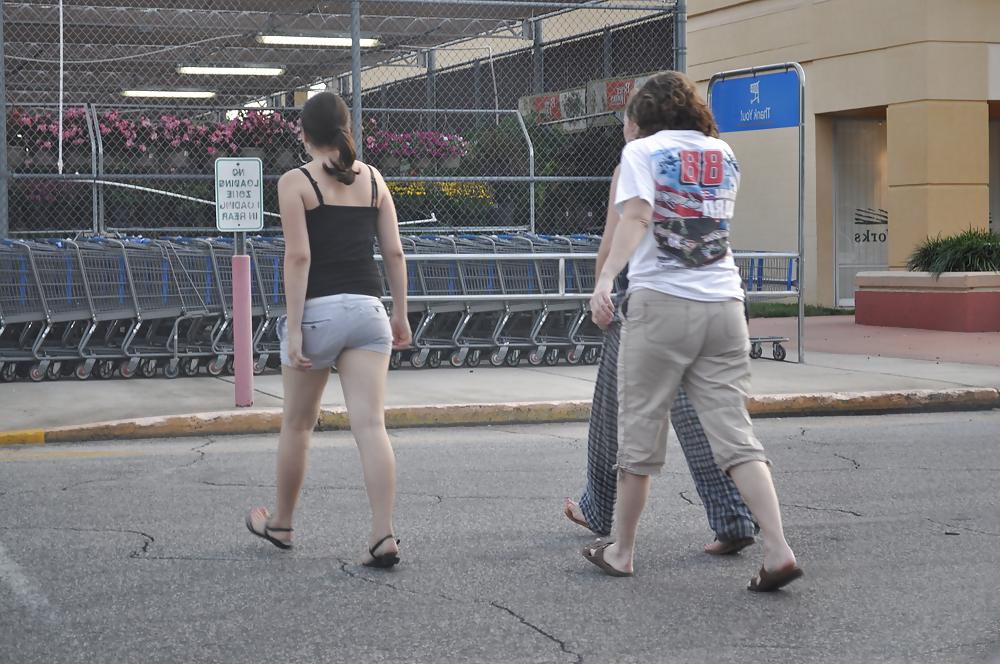 6P Chubby mom Booty not her Skinny daughter Booty