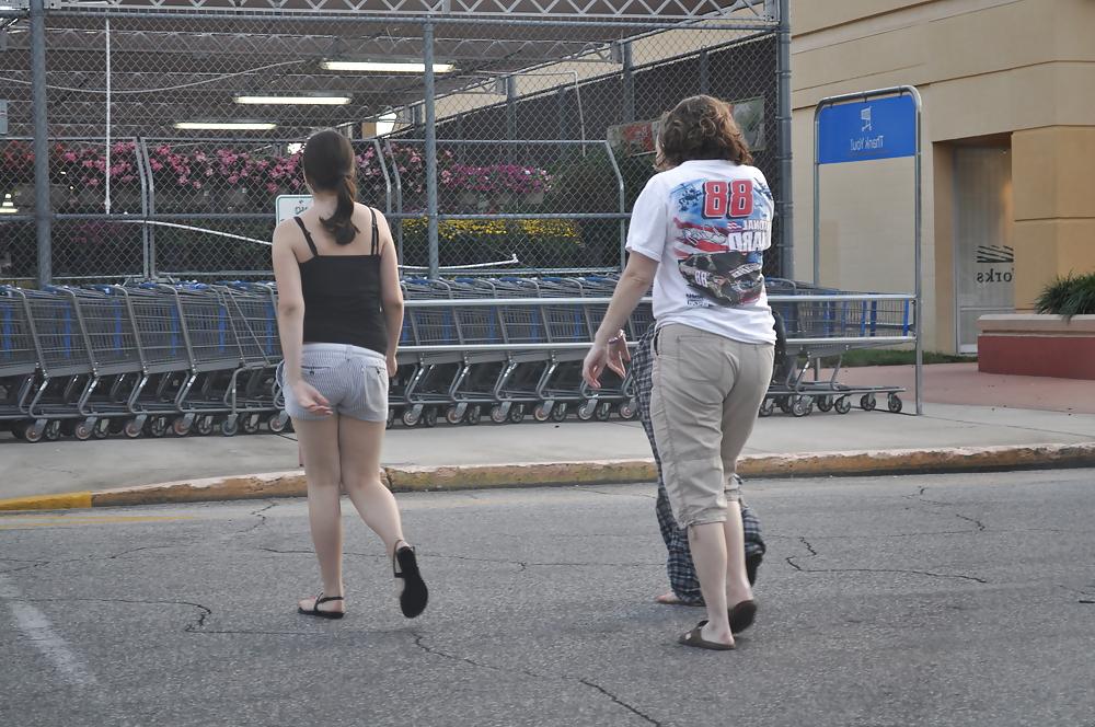 6P Chubby mom Booty not her Skinny daughter Booty