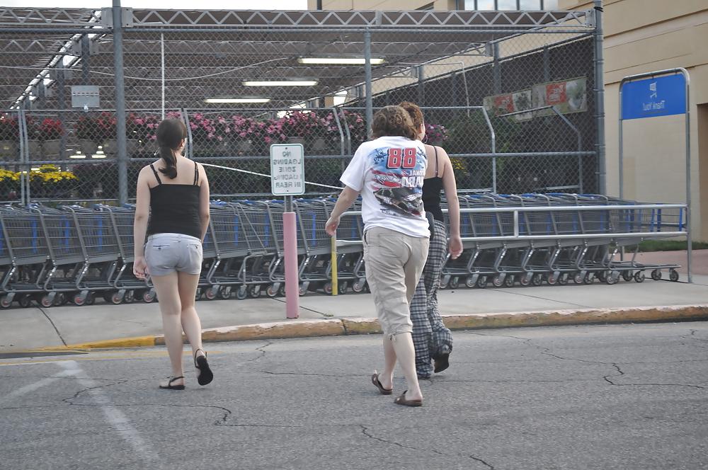 6P Chubby mom Booty not her Skinny daughter Booty