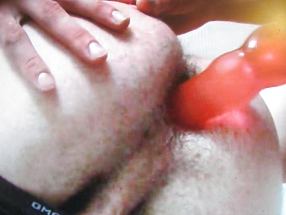 25P FEMALES STRAP-ON FUCKING MALE ASSHOLES