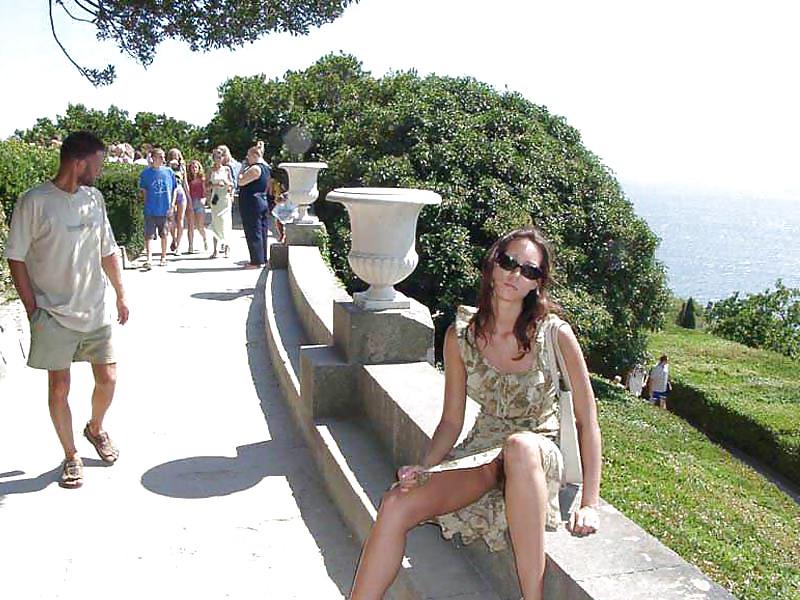 25P Upskirt 10