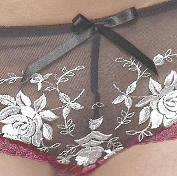 25P Celebs oops 1
