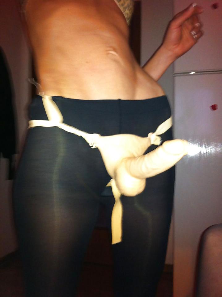 15P STRAP ON