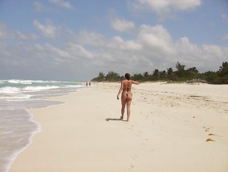 25P Wives On Vacation 3