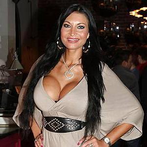 12P CZECH CELEBS - Big Tits Boobs