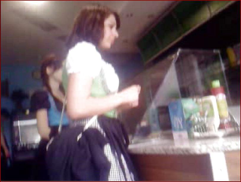 11P Nice young girls ass recorded while waiting for my pizza