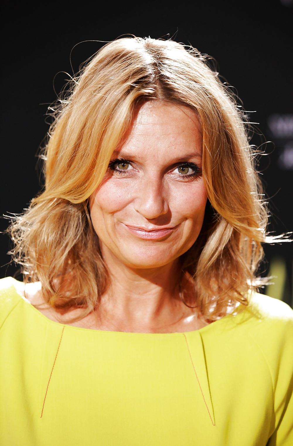 18P Hottest German Celebrity MILFs