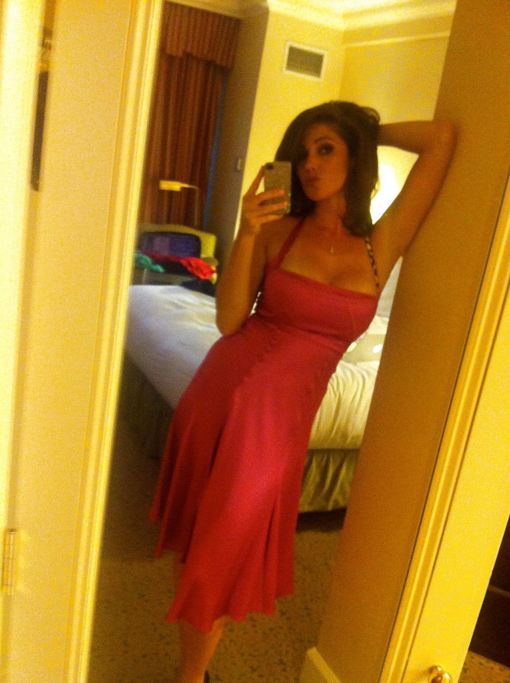 25P Crystal McCahill - Clothed