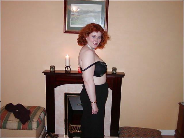 19P Chubby milf stripping - N. C.