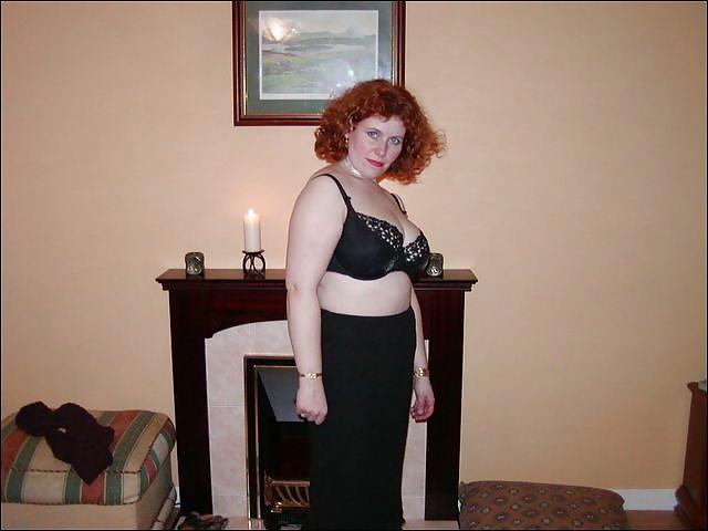 19P Chubby milf stripping - N. C.