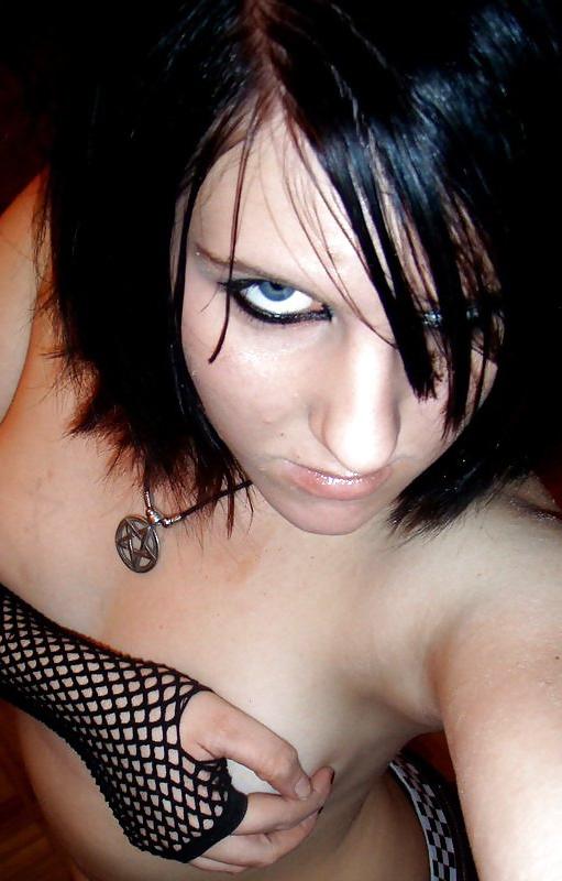 16P EMO KATRA