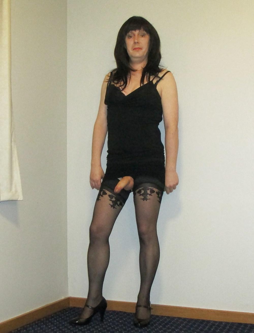 12P Black mini skirt and fashion top stockings