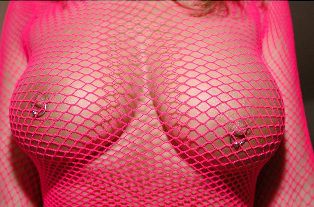 25P Pierced nips 3