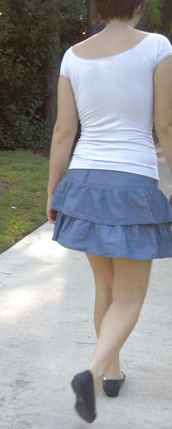 19P Pierced & Spread Wide Open Outdoors