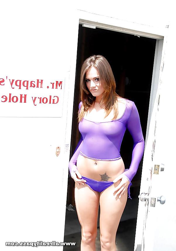 25P Anal loving Pornstar Cumsluts