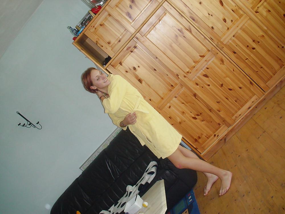 13P Sexy Pose of 20yo German Teen