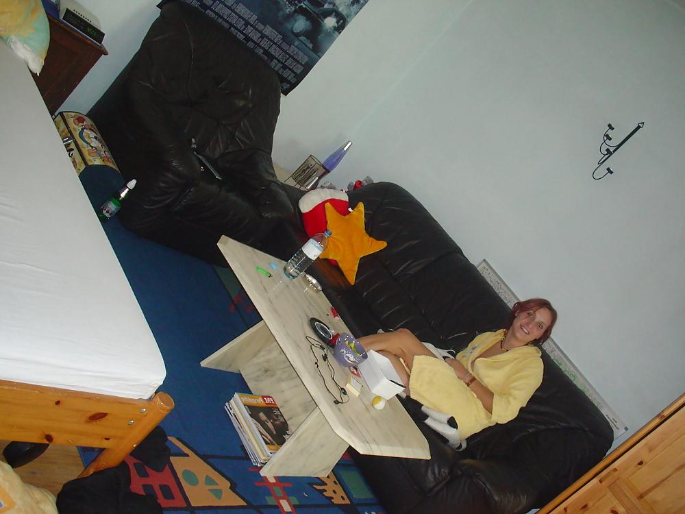 13P Sexy Pose of 20yo German Teen