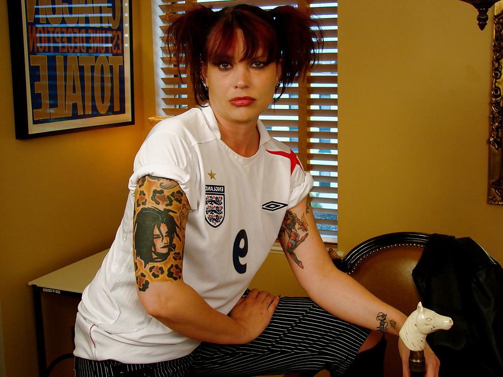 25P Dominant girl with big boots finish naked