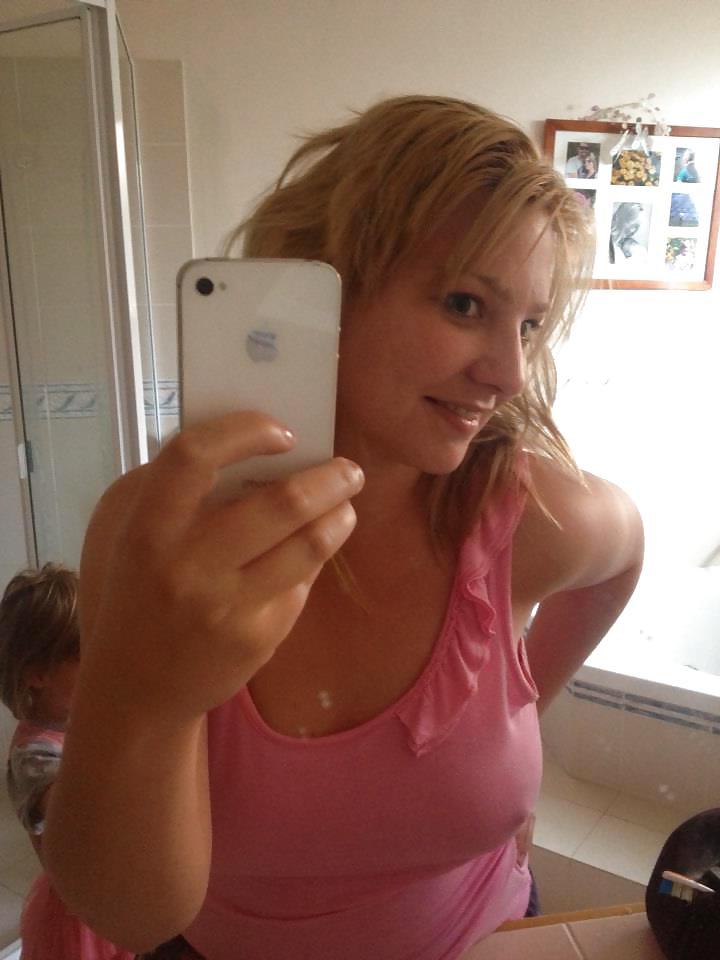 24P Melissa big boobs