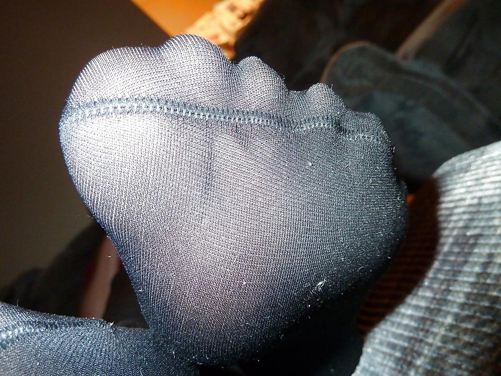 6P Sexy feet babysitter nylon
