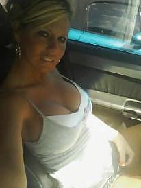 10P Hot Amatuer Big Boobs (non-nude)
