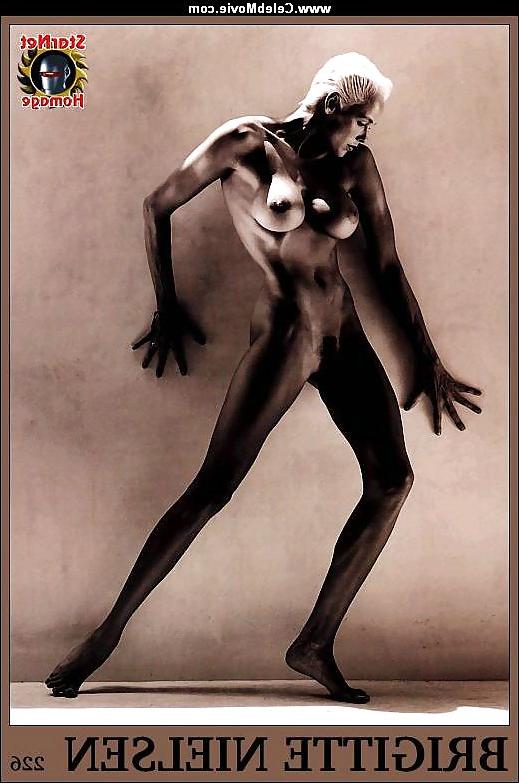 16P Brigitte Nielsen (Nude)