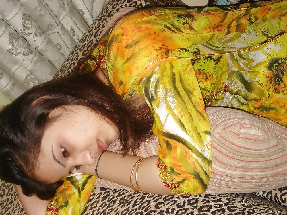 18P Cute girl
