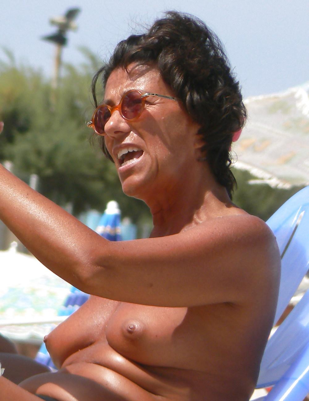 14P Spy beach 2