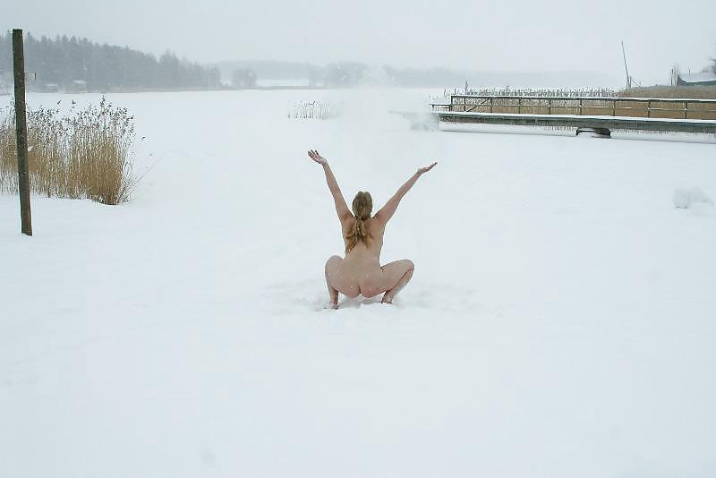 25P Snow girls 8: from Erotic 7