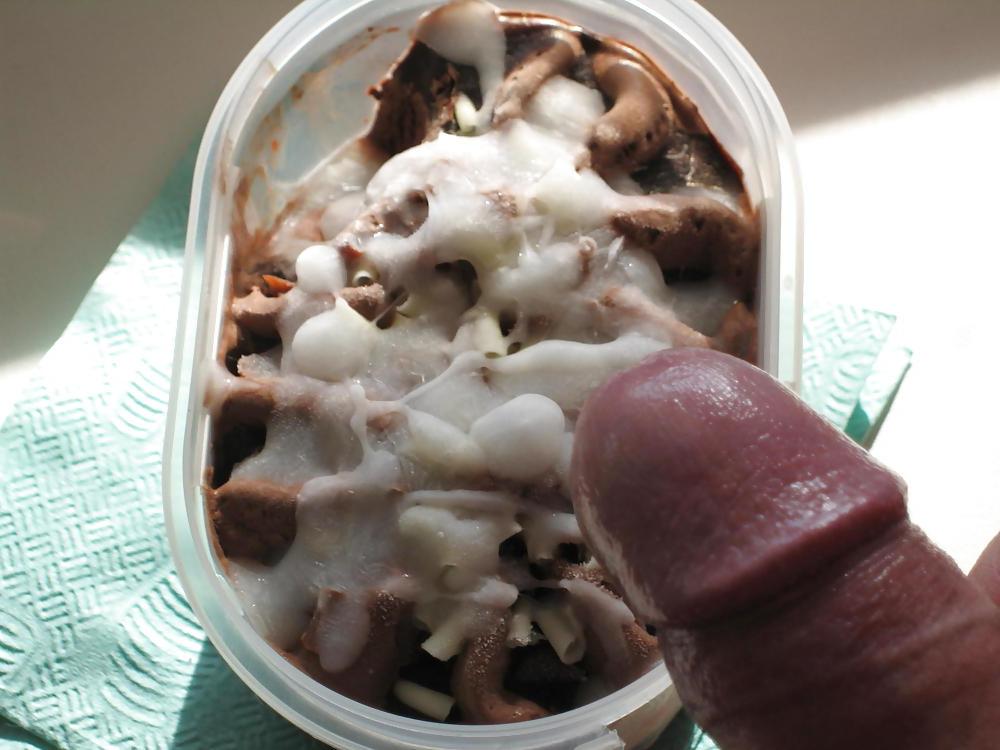 25P Cum on food