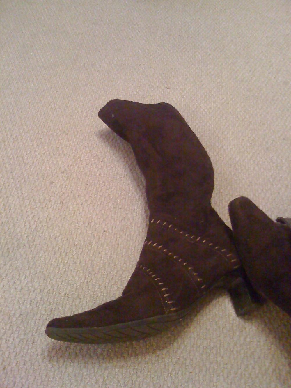 10P Filling the wifes boots!