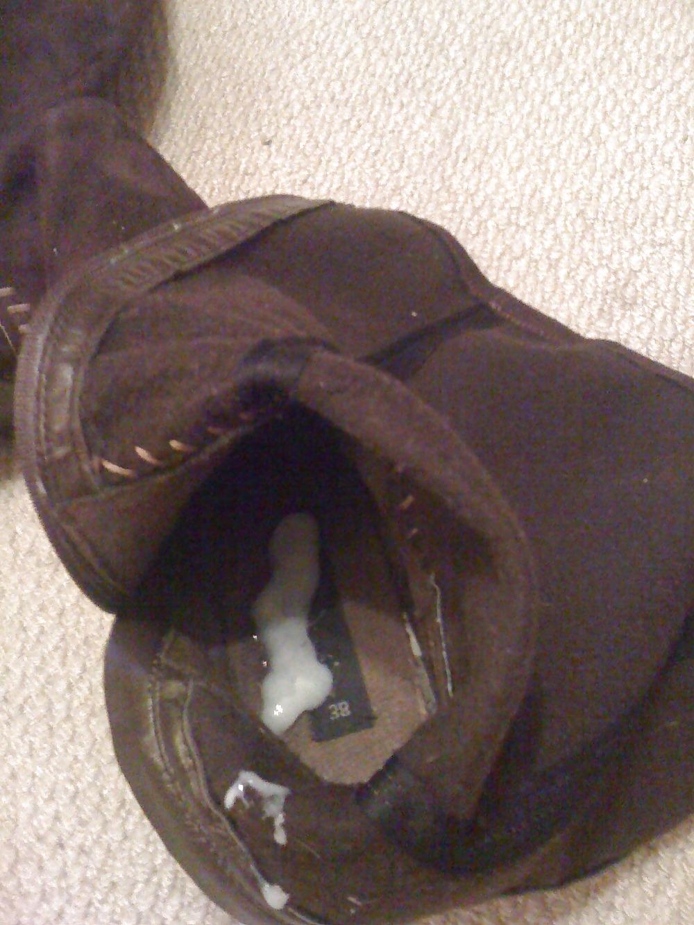 10P Filling the wifes boots!