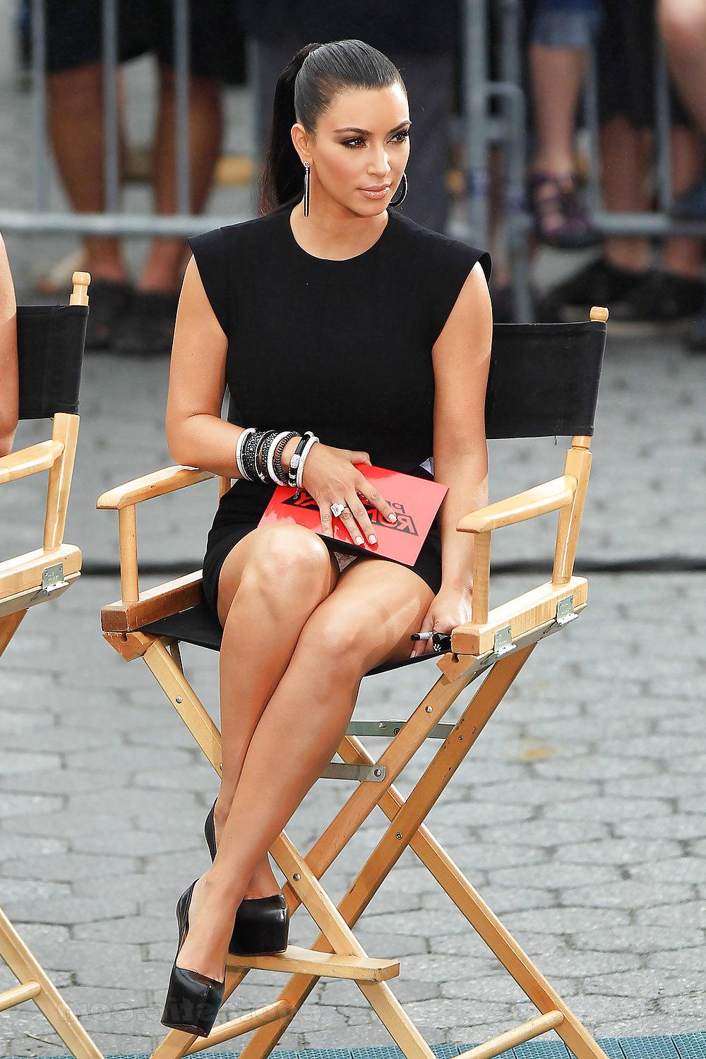 25P Beautiful Celebs 8 by Voyeur TROC