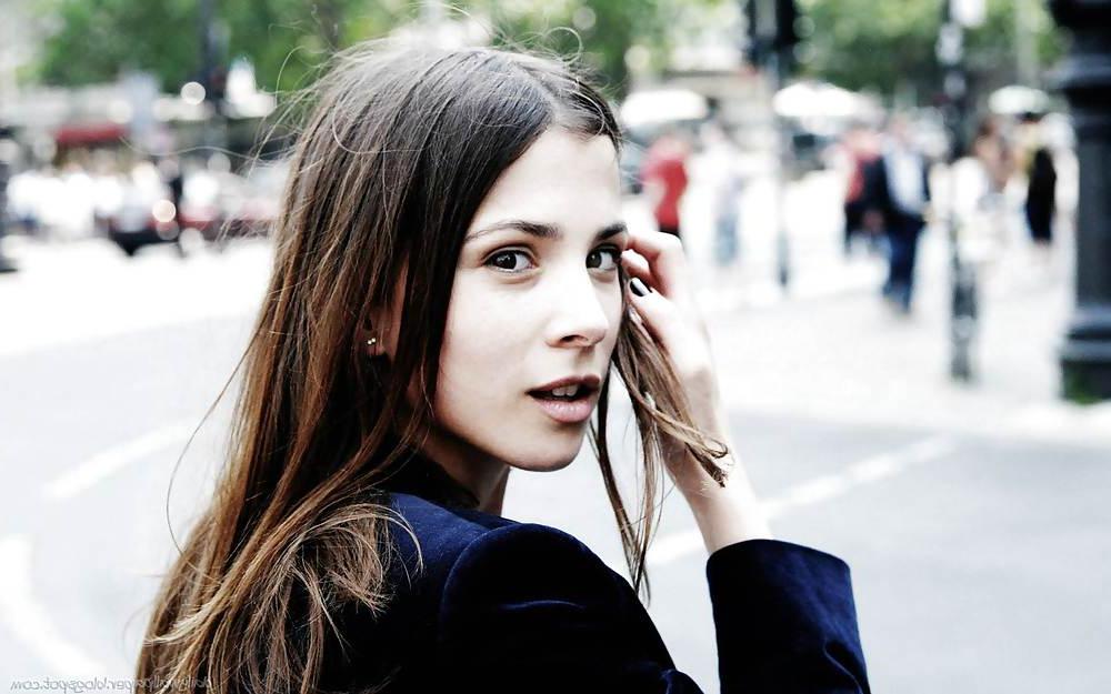 18P Aylin Tezel hot german celeb
