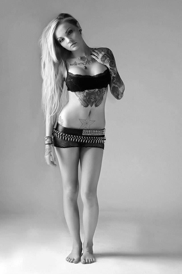 25P SEXY TATTOO BABES 2