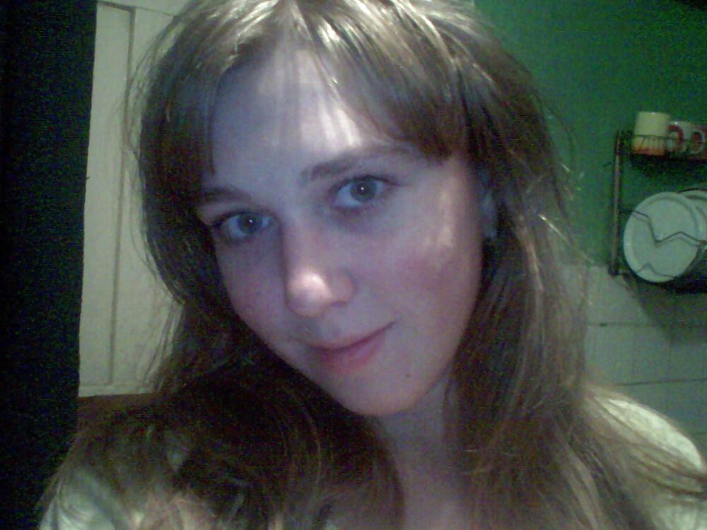 25P Ex German girlfriend 18 yo