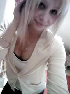 25P German Girl 6