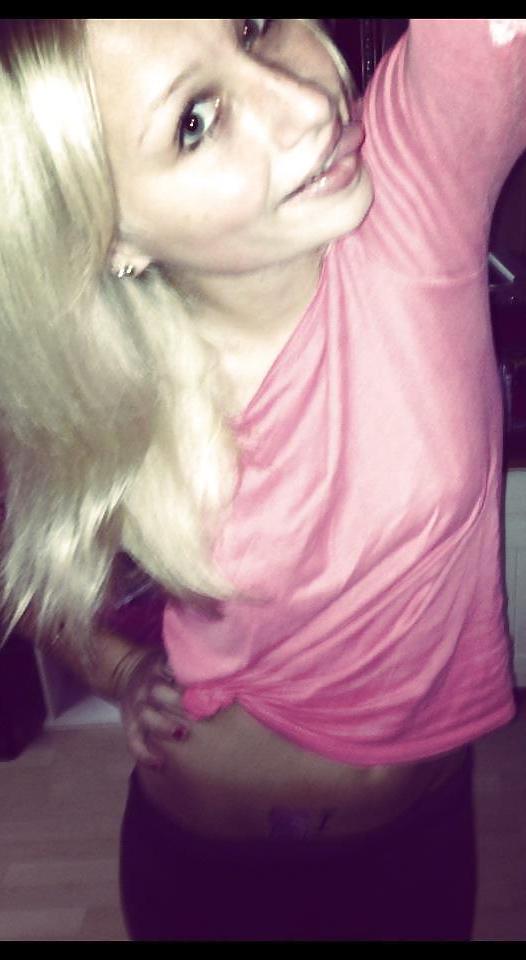 25P German Girl 6