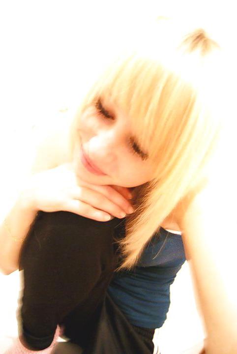 25P German Girl 6
