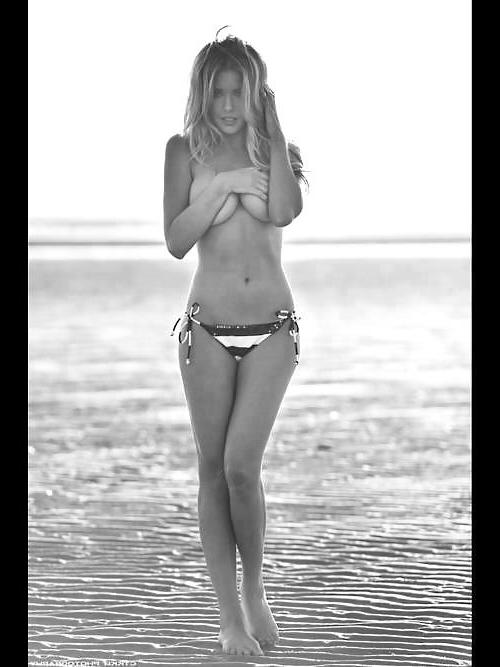 10P Hot Babes