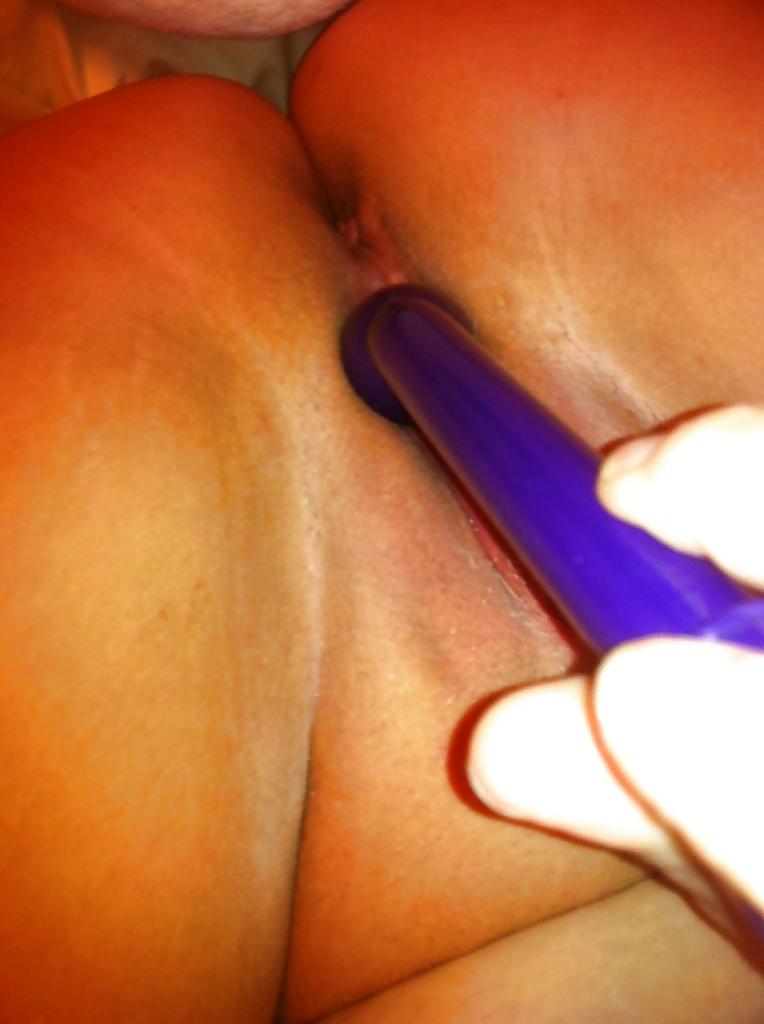 8P Wife solo masturbation pics