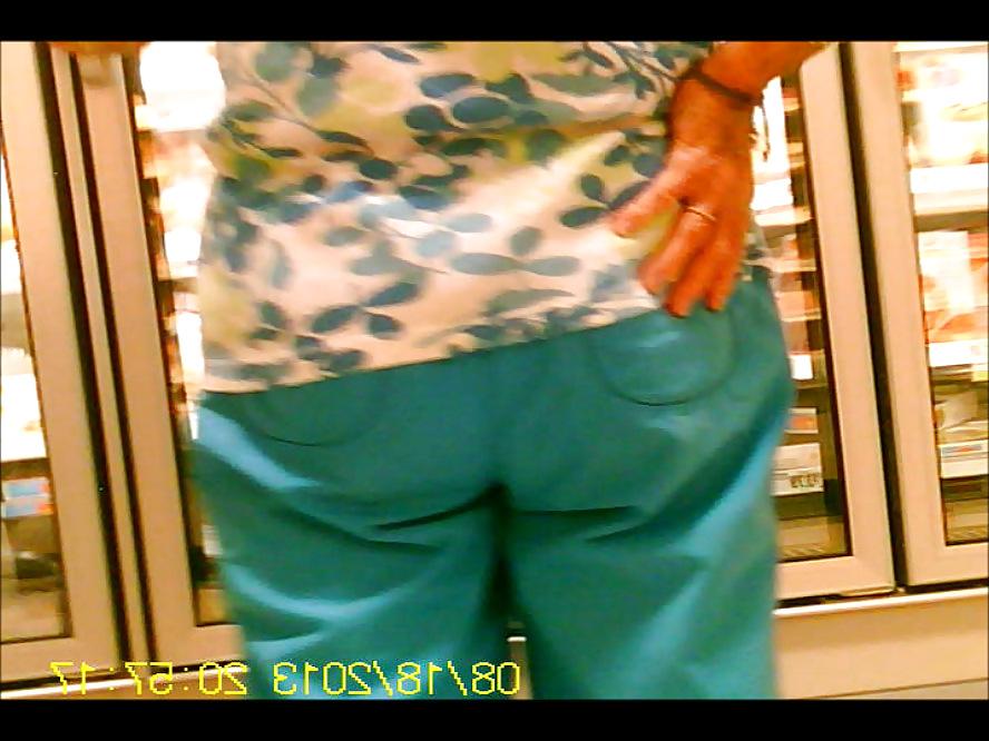 5P Booty in Scrubs
