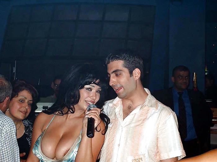 25P Arab + muslim big ass girls 1